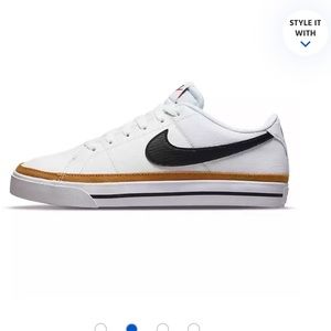 Nike Court Legacy Next Nature Women's Shoes	
Size 6.5